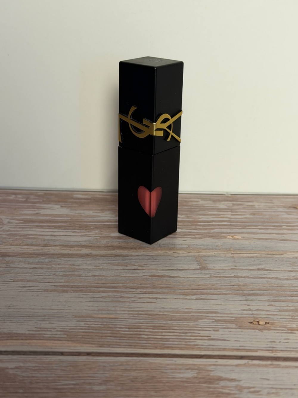 Yves Saint Laurent Blurring Matte Liquid Lip Stain - Picture 4 of 5